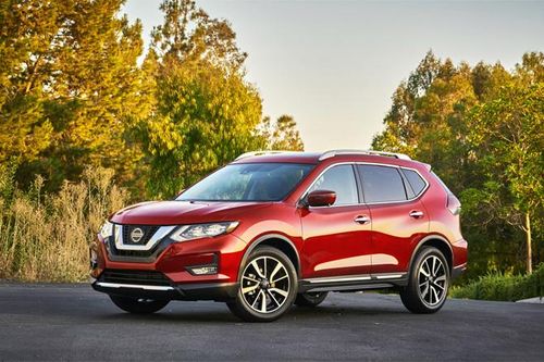Giá xe ô tô hôm nay 20/10: Nissan X-Trail giảm đến 30 triệu đồng