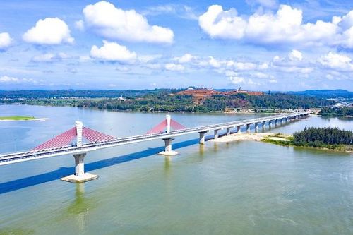 Thông xe kỹ thuật cầu hiện đại nhất Quảng Ngãi