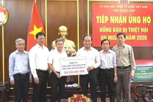 EVNCPC ủng hộ hơn 2,8 tỷ đồng chia sẻ khó khăn với đồng bào miền Trung
