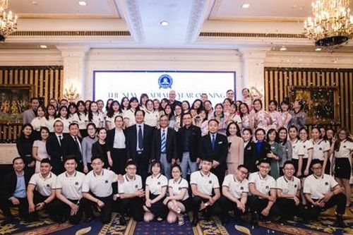 Trường Cao đẳng khách sạn du lịch quốc tế Imperial khai giảng năm học mới