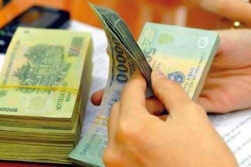 Đề nghị chưa điều chỉnh tiền lương cơ sở năm 2021
