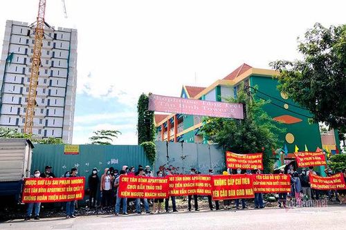 TP.HCM ra 'tối hậu thư' cho chủ dự án NƠXH xây sai phép, chậm bàn giao