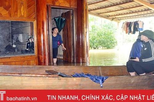'Mục sở thị' cảnh sống chung với lũ của người dân miền núi Hà Tĩnh
