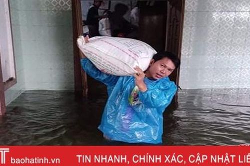 Tuổi trẻ Hà Tĩnh nhiều hoạt động hỗ trợ người dân vùng lũ