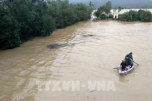 BIDV dành 8 tỷ đồng hỗ trợ đồng bào miền Trung bị lũ lụt