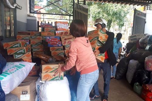 Huyện Đoàn Bảo Lâm nhận hỗ trợ hơn 10 tấn quà hướng về miền Trung