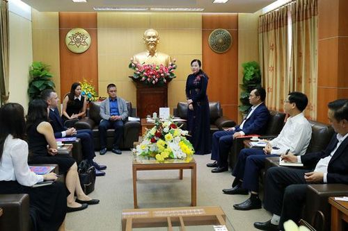 Đồng chí Bí thư Tỉnh ủy tiếp và làm việc với các nhà đầu tư