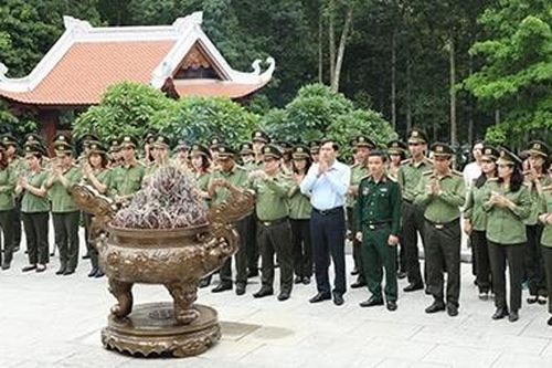 Cục Đối ngoại sinh hoạt chính trị tại Khu Di tích K9 - Đá Chông