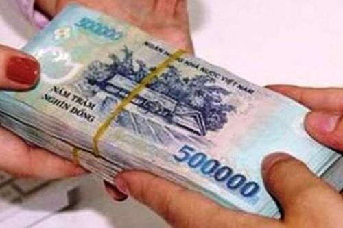 'Khua môi múa mép' kiếm tiền lỷ