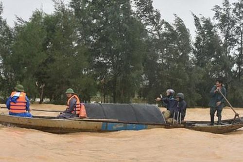 Cảnh báo lũ khẩn cấp trên sông Kiến Giang (Quảng Bình) và các hồ chứa thủy điện, thủy lợi khu vực Nam Trung Bộ