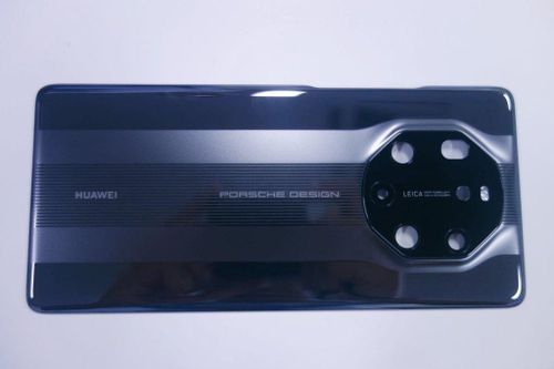 Huawei Mate 40 đắt gấp đôi iPhone 12 Pro Max