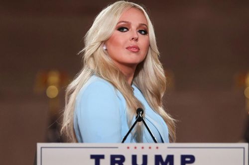 Tiffany Trump khiến cộng đồng LGBT nổi giận