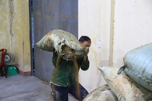 Ngổn ngang sau mưa lũ