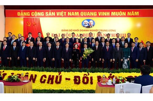 Đồng chí Y Thanh Hà Niê Kđăm tái đắc cử Bí thư Đảng ủy Khối Doanh nghiệp T.Ư