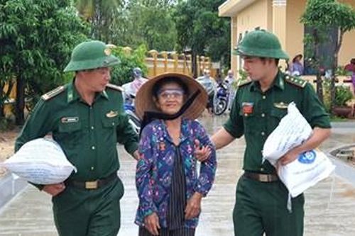 Điểm tựa của nhân dân trong bão lũ