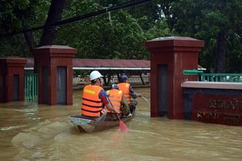 Lũ về trong đêm khiến người dân không kịp trở tay