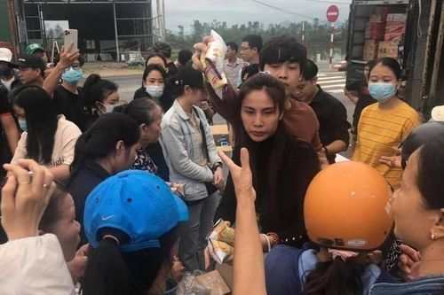 Tính tốt người Việt: Điều trông thấy từ hành động 'nức tình người'