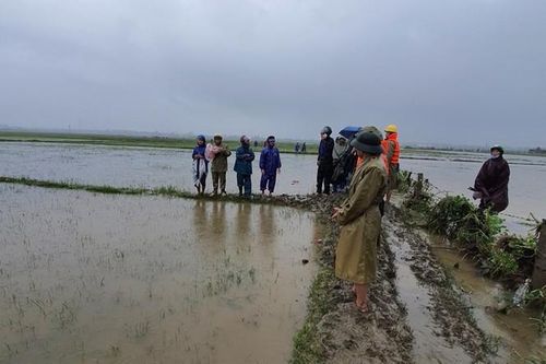 Đã tìm thấy thi thể bé gái 3 tuổi bị lũ cuốn trôi