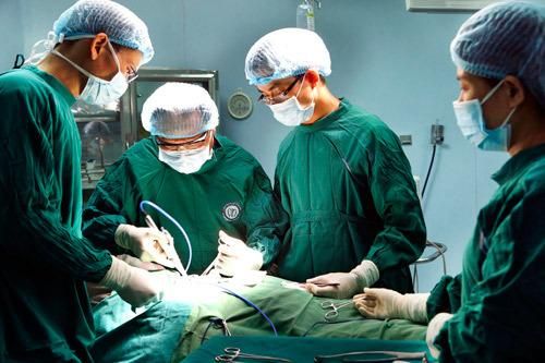 Kỹ thuật 'nội soi tuyến giáp' của Việt Nam khiến thế giới phải đổ xô đến học