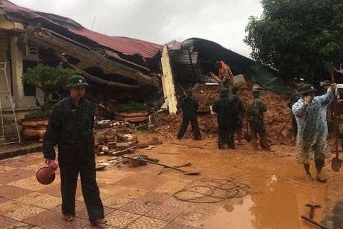 Bộ Xây dựng yêu cầu rà soát địa điểm xây dựng nhà chống sạt lở đất