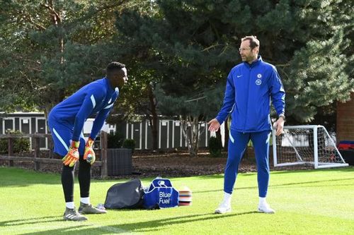 Chelsea gây sốc, điền tên huyền thoại Petr Cech dự Ngoại hạng Anh