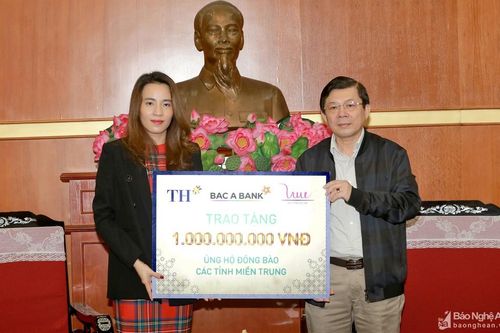 Tập đoàn TH ủng hộ phần quà trị giá 1 tỷ đồng giúp đồng bào vùng lũ miền Trung