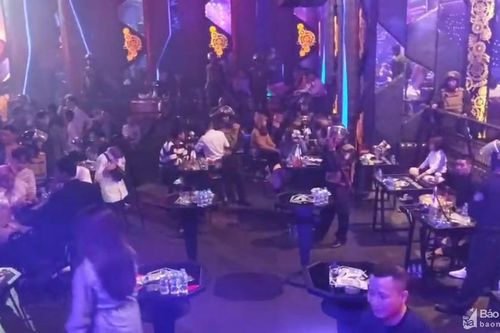 Phát hiện 15 đối tượng 'bay lắc' tại bar Viktor ở TP. Vinh