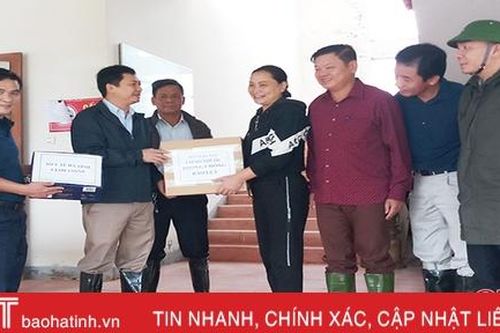 Các bệnh viện, trạm y tế ở Cẩm Xuyên tập trung khắc phục khó khăn