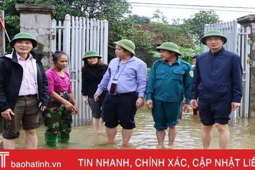 Chủ tịch UBND tỉnh Hà Tĩnh: Kịp thời xử lý môi trường, khắc phục thiệt hại sau khi lũ rút