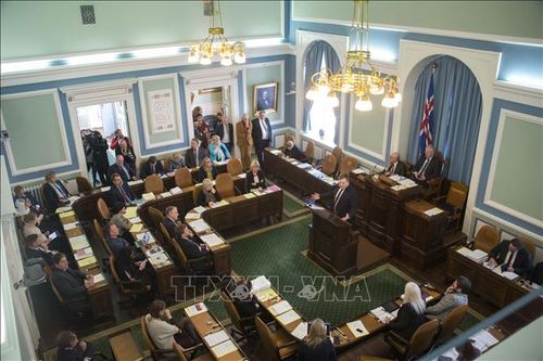 Quốc hội Iceland phải ngừng họp do động đất mạnh