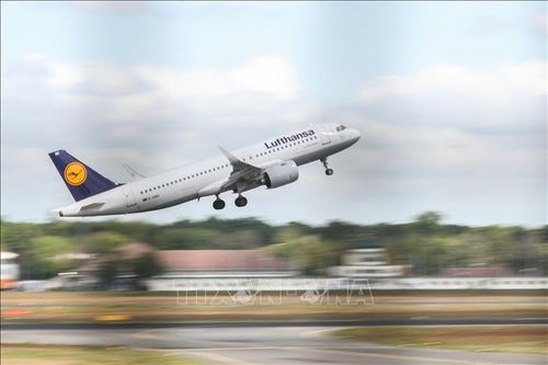 Hãng hàng không Đức Lufthansa tiếp tục thua lỗ