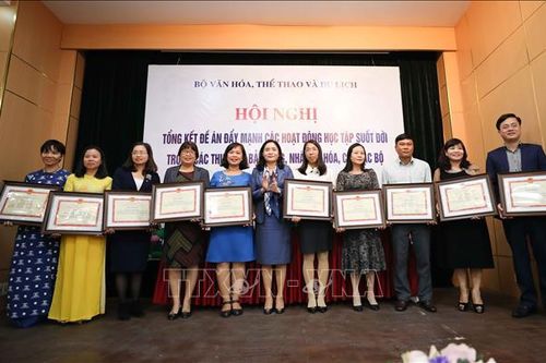 Nỗ lực sáng tạo để người dân được thuận lợi học tập suốt đời