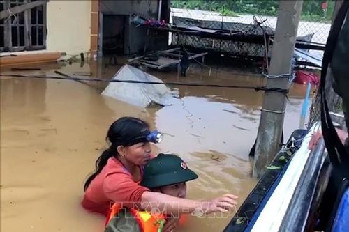 Tình hình mưa lũ ngày 21/10: Tập trung khắc phục hậu quả mưa lũ, ứng phó bão số 8