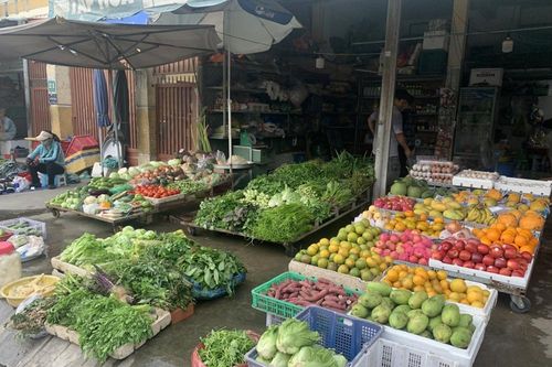 Giá thực phẩm hôm nay 21/10: Giá rau củ tăng mạnh