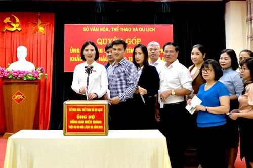 Sở Văn hóa, Thể thao và Du lịch ủng hộ đồng bào bị bão lụt trên 38 triệu đồng