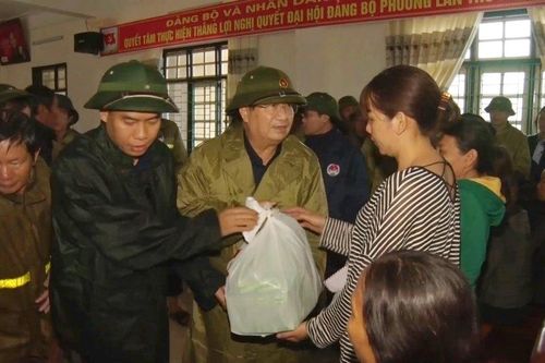 Quảng Bình: Tập trung ứng cứu, không để thiếu lương thực và thực phẩm