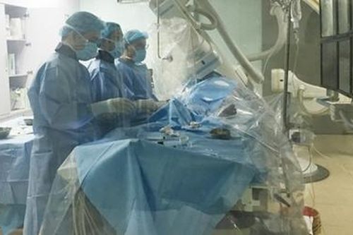 Cứu sống bệnh nhân sốc mất máu cấp do đứt động mạch và tĩnh mạch