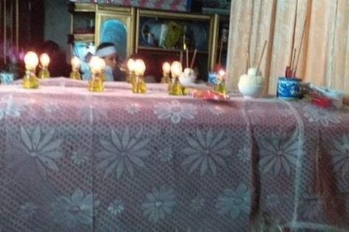 Xót xa 2 đứa trẻ là anh em ruột bị nước cuốn trôi trên đường tránh lũ