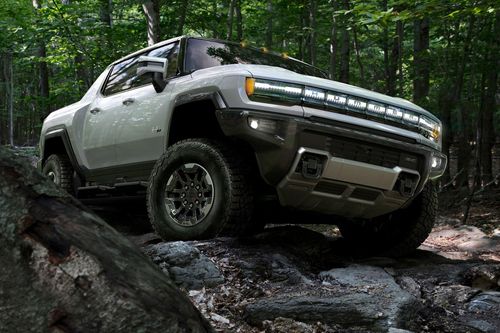 Hummer hồi sinh với mẫu bán tải EV 2021