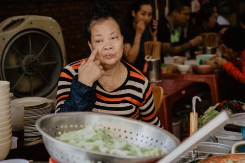 Chủ quán bún chửi ở Hà Nội: 'Già rồi, tôi cũng sợ bị đánh'