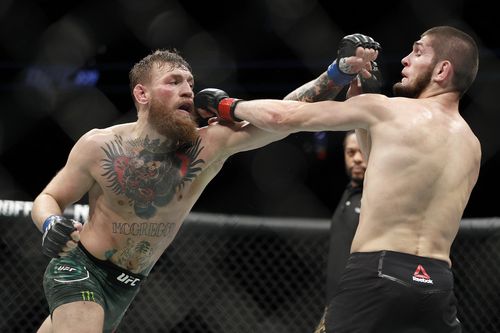 McGregor tiết lộ dùng đòn gối sai luật trước Khabib