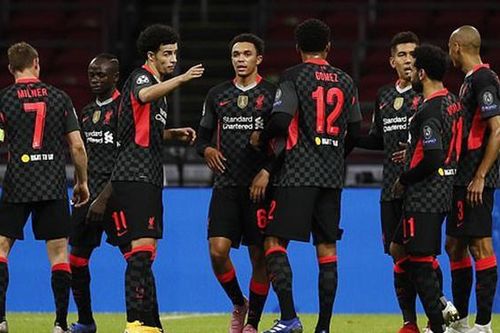 Ajax 0-1 Liverpool: The Kop được biếu không chiến thắng