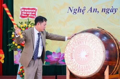 Trường ĐH Sư phạm Kỹ thuật Vinh đón chào hơn 1.800 tân sinh viên