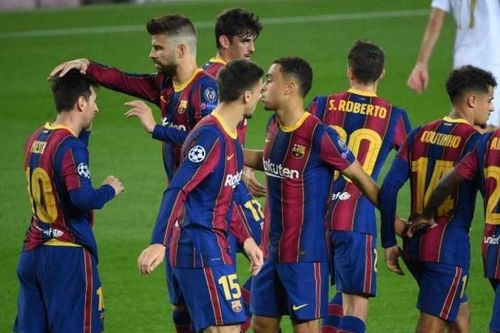 Barca 'trói chân' thành công 4 trụ cột