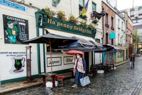 Châu Âu lao đao vì Covid-19, nhiều quốc gia lại đóng cửa biên giới