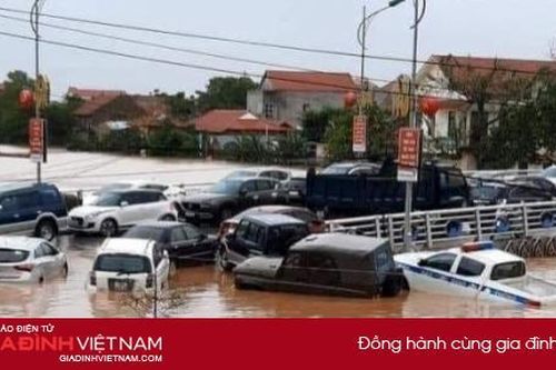 Bão số 8 giật cấp 14 đe dọa đất liền, cứu trợ miền Trung là ưu tiên số 1
