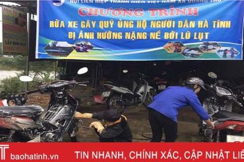 Tuổi trẻ Vũ Quang 'Rửa xe gây quỹ' ủng hộ người dân vùng lũ Cẩm Xuyên