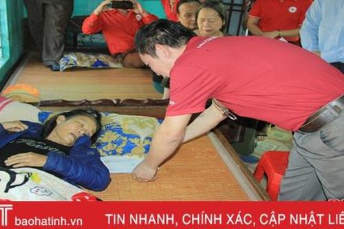 Hỗ trợ thân nhân 2 chiến sỹ hy sinh ở Quảng Trị 18 triệu đồng