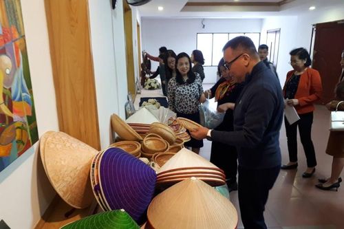 Đào tạo nghề gắn với giải quyết việc làm cho thanh niên ngoại thành Hà Nội