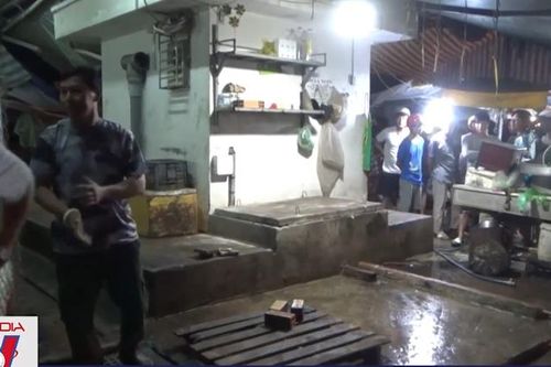 Thông cống thoát nước, 2 người thương vong